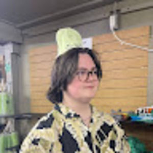 Meet your Posher, Miles